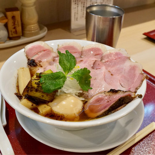燃えよ麺助