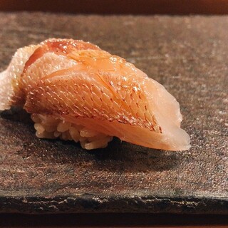 蔵六雄山