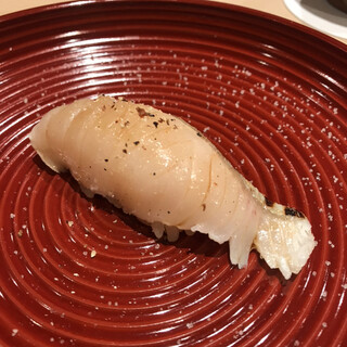 鮨 縁