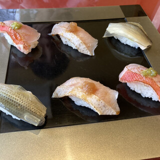 奴寿司