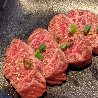 焼肉酒家 傳々