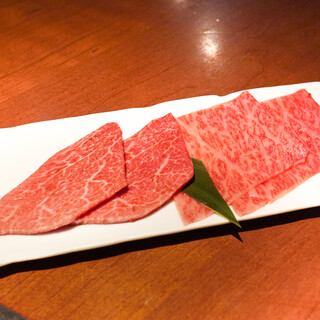 蕃 YORONIKU