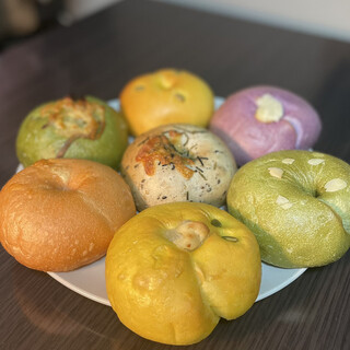 VANITOY BAGEL