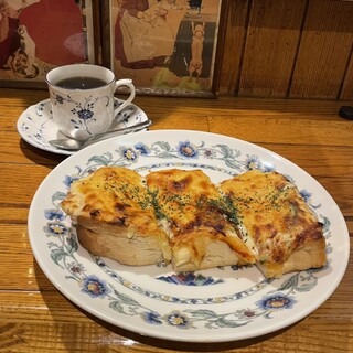 珈琲館 紅鹿舎
