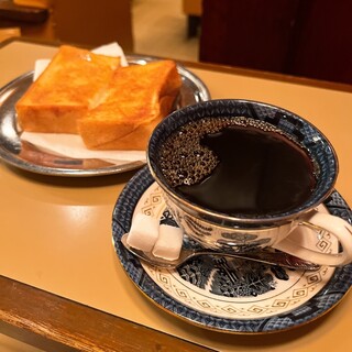 六曜社珈琲店