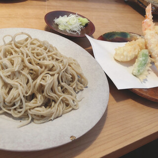 もりいろ