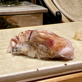 [移転前]鮨 功
