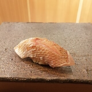 蔵六雄山