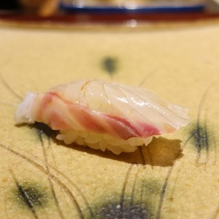 鮨 かねさか