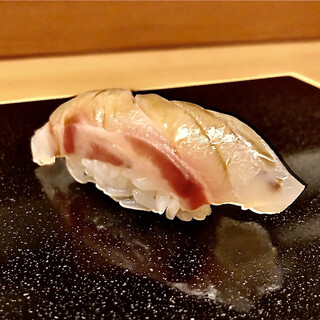 鮨 田可尾