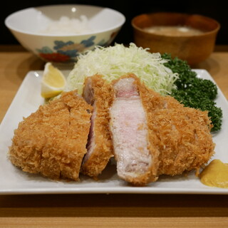 とんＱ