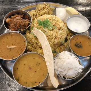 南インド料理店 ボーディセナ
