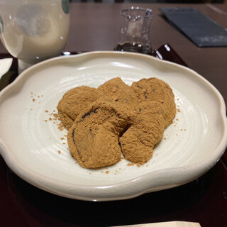 大極殿本舗