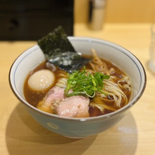 麺庭つむぎ