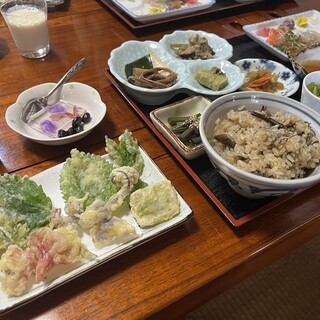 いろり じねん