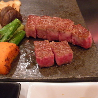 [移転前]ビフテキのカワムラ