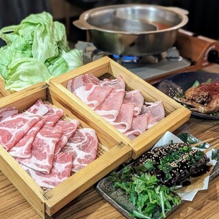 しゃぶしゃぶ・創作料理居酒屋 豚吟