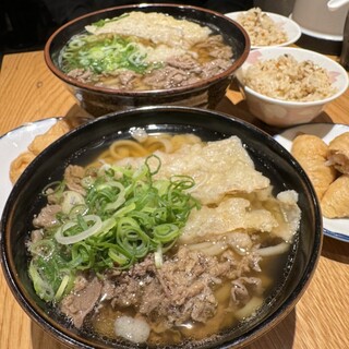 うどん平