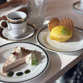 M＆C Cafe