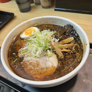 いそのかづお