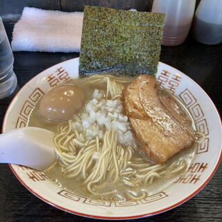中華ソバ 伊吹