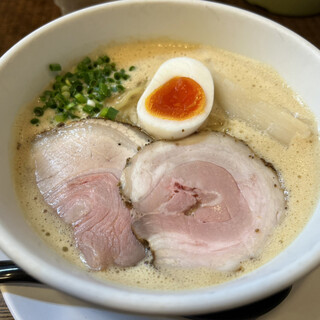 ラーメン家 みつ葉