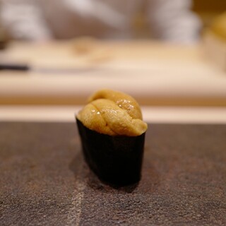 すゝき野 鮨金