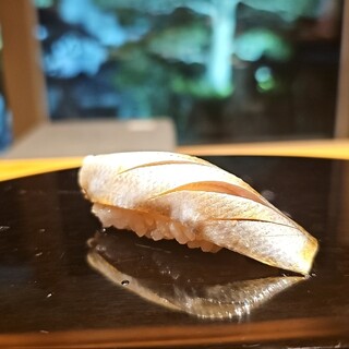 鮨 小じま