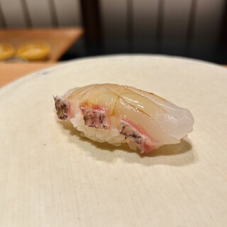 鮨 たく未