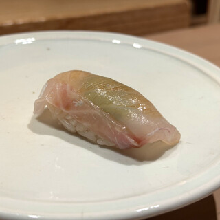 江戸前鮨 二鶴