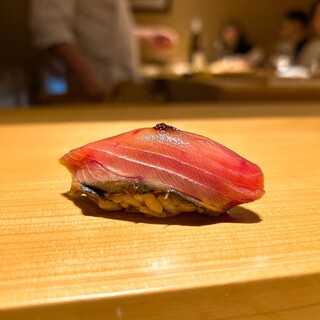 鮨 よし田