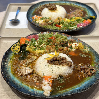 BOTANI:CURRY